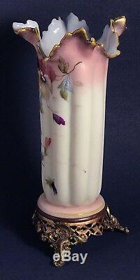 MT WASHINGTON / SMITH BROS Ribbed Ruffled Pansies Glass Vase Ormolu Base ANTIQUE