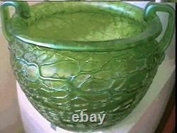 MUSEUM QUALITY LOETZ GREEN RIBBED IRIDESCENT GLASS VASE ca 1900