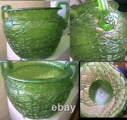 MUSEUM QUALITY LOETZ GREEN RIBBED IRIDESCENT GLASS VASE ca 1900