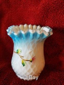 Mop mother of pearl Victorian decorated glass celery NR
