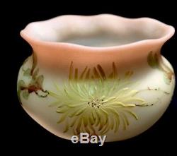 Mt Washington Antique Circa 1886 Rarest Peachblow Enameled Spider Mums Vase