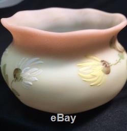 Mt Washington Antique Circa 1886 Rarest Peachblow Enameled Spider Mums Vase