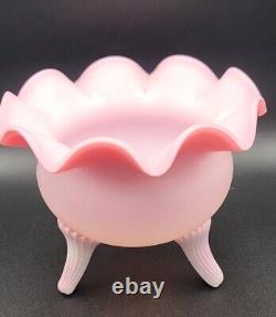 Mt. Washington Antique Peachblow Satin Art Glass Footed Scalloped Vase 1890