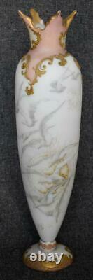 Mt Washington Signed Colonial Ware Opal Glass Flying Snow Geese Pedestal Vase