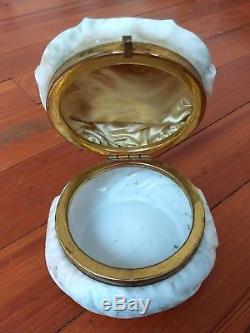 Mt. Washington/Wavecrest Victorian Art Glass Dresser/Powder Box/Jar/Canister