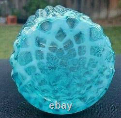 Northwood Blue Opalescent Ribbed Opal Lattice Sugar Shaker