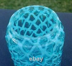 Northwood Blue Opalescent Ribbed Opal Lattice Sugar Shaker