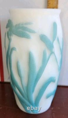 Phoenix Consolidated Dragonfly Cattail Satin Glass Vase Old withLable All Offers Phoenix Consolidated Dragonfly Cattail Satin Glass Vase Old withLable All Offers