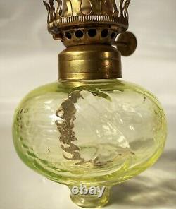 RARE Fenton Heartlights Green Vaseline Glass Swan Oil Lamp withChimney & Wick