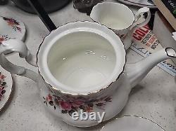 Richmond Bone China Made In England Tea Set