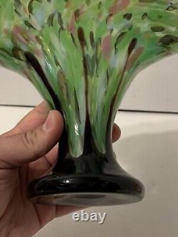 Rückl Victorian Czechoslovakia Art Glass Shimmy Speckled Fan Vase