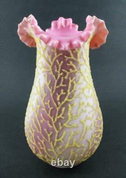 SEAWEED pattern CORALENE encrusted 9 VASE Pink & White Victorian Art Glass