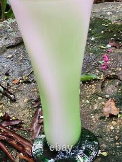 STUNNING! Antique Mt. Washington Burmese Glass Vase Ruffled Top Pink RARE 12.5