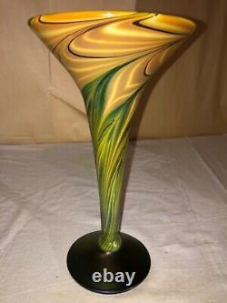 Steven Lundberg Glass Art Studio Pulled Feather Vase-Label Signed Gold Aurene