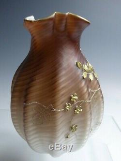 Stunning Victorian Air Trapped Glass Vase With Raised Gilded Decoration
