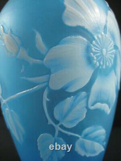 THOMAS WEBB Carved English Cameo Art Glass Vase 6-1/4 Floral Decorations