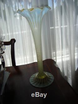 VICTORIAN 1890's Yellow Vaseline Opalescent Hand Blown Art Glass Vase 18 3/4