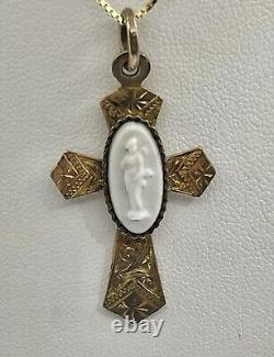 Victorian Engraved RG Applied Art Glass Cameo Christain Cross Pendant Necklace