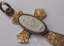 Victorian Engraved RG Applied Art Glass Cameo Christain Cross Pendant Necklace