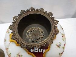 Vintage Antique Victorian GWTW Oil Lamp Light Base Gone With The Wind Glass Art