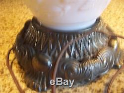 Vintage Fenton Milk Art Glass Puffy Wild Rose GWTW 3 Way Electric Table Lamp