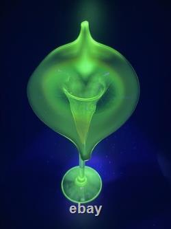 Vintage Glass Jack in the Pulpit Vase Rare GLOWS 12.5
