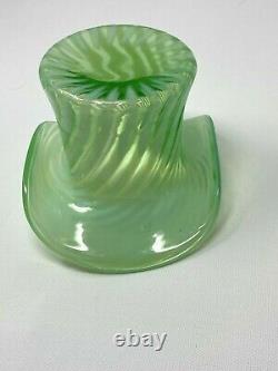 Vintage HTF Fenton Green Opalescent Spiral Optic Swirl Glass Large 4 Top Hat