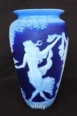 Vintage Kathleen Orme 10 Cameo Art Glass Fairy Vase Signed & Serial Numbered