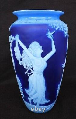 Vintage Kathleen Orme 10 Cameo Art Glass Fairy Vase Signed & Serial Numbered