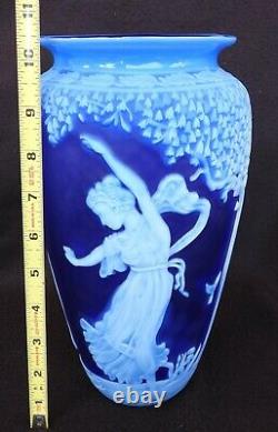 Vintage Kathleen Orme 10 Cameo Art Glass Fairy Vase Signed & Serial Numbered