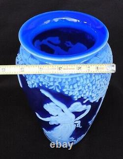 Vintage Kathleen Orme 10 Cameo Art Glass Fairy Vase Signed & Serial Numbered