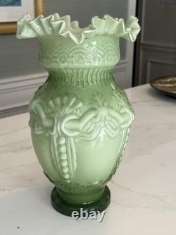 Vintage Large Hand Blown Art Glass Victorian Green & White Ruffled Vase, 12 T Vintage Large Hand Blown Art Glass Victorian Green & White Ruffled Vase, 12 T