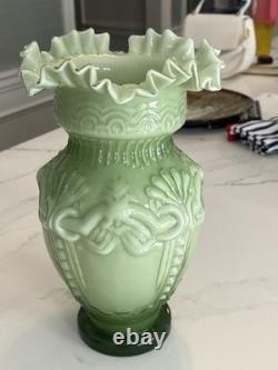 Vintage Large Hand Blown Art Glass Victorian Green & White Ruffled Vase, 12 T Vintage Large Hand Blown Art Glass Victorian Green & White Ruffled Vase, 12 T
