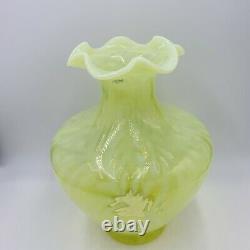 Vtg Fenton Fern And Daisy Yellow Opalescent Glass 11.5Vase Vaseline Topaz GLOWS