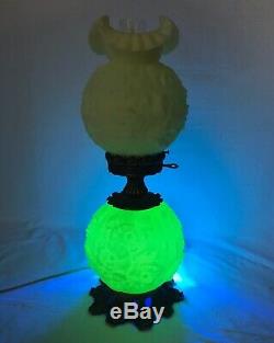 Vtg Fenton Uranium Vaseline Glass GWTW Table Lamp Satin Custard Poppy Glow Green