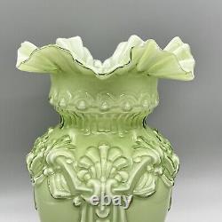 XL Stunning SOFT GREEN CASED GLASS CENTERPIECE VASE Victorian-Style Ruffled MINT