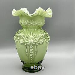 XL Stunning SOFT GREEN CASED GLASS CENTERPIECE VASE Victorian-Style Ruffled MINT